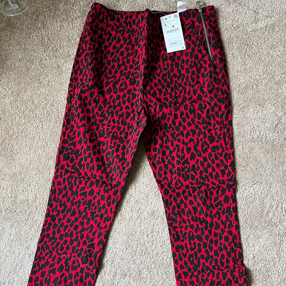 Zara print pants size Large